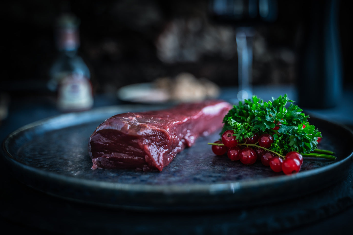 Rehsteak pariert aus der Keule